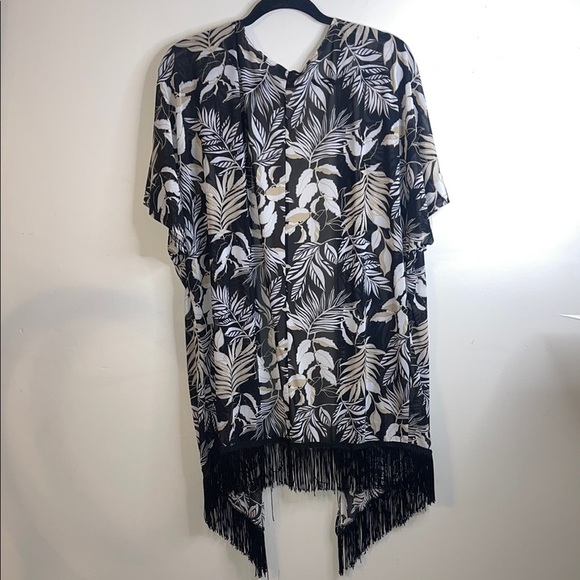 EUC Siren Lily Black and Cream Leaf Design Kimono Size 2X #220 - Picture 6 of 8